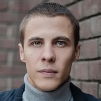 Александр Ляпин