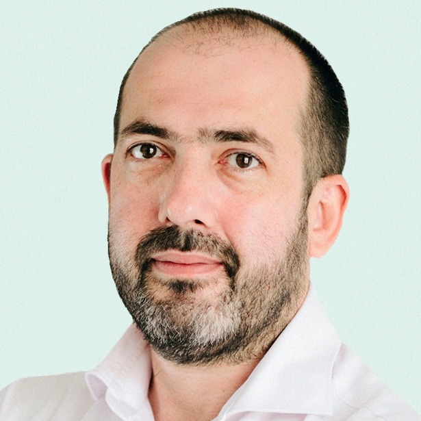 Александр Ларьяновский