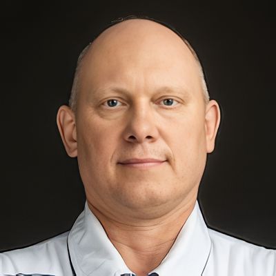 Олег Артемьев